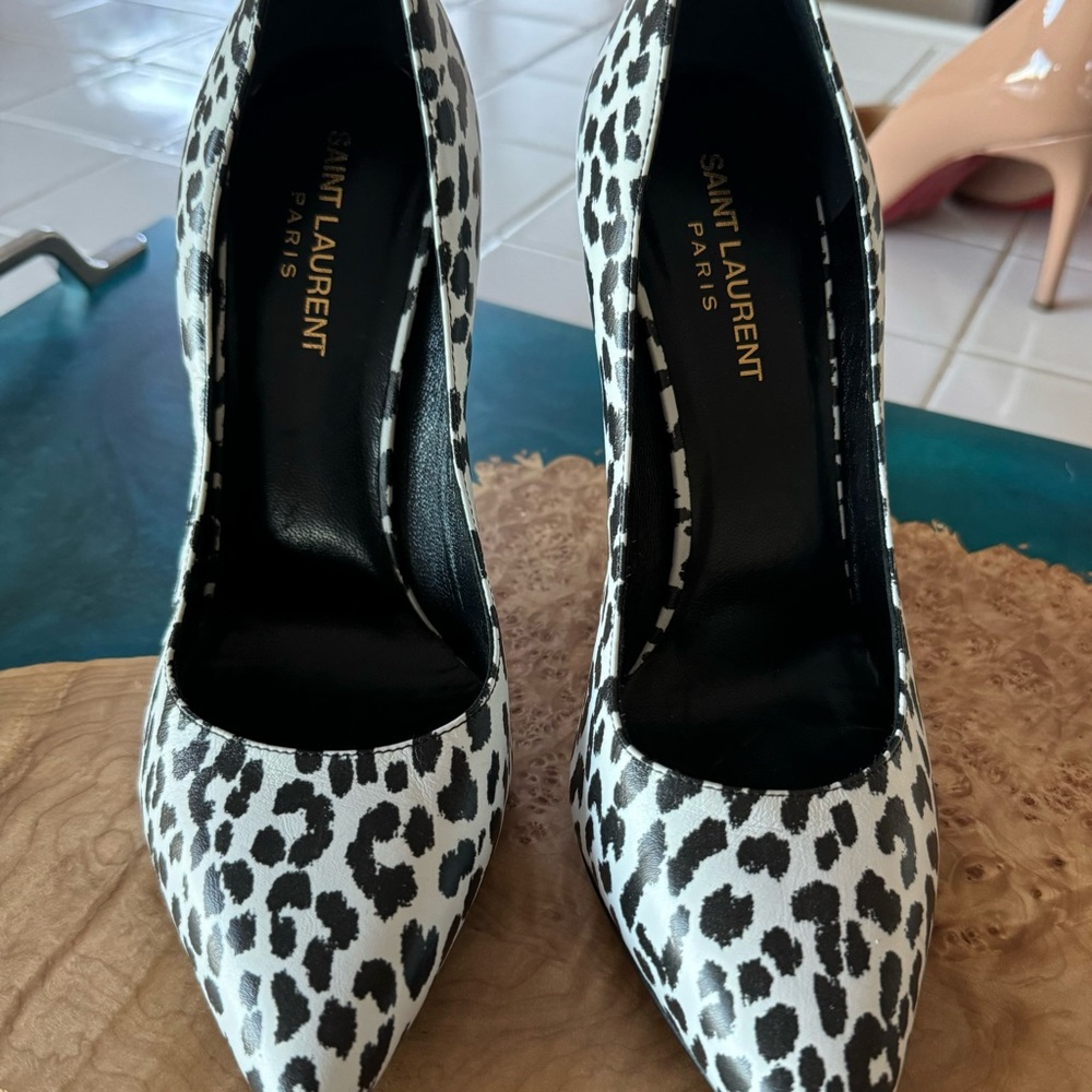 Saint Laurent NEW EU 38